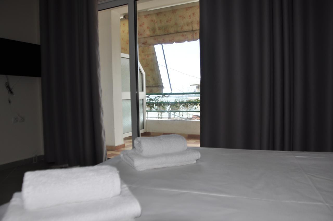 Zotos Apartment Himare Ngoại thất bức ảnh