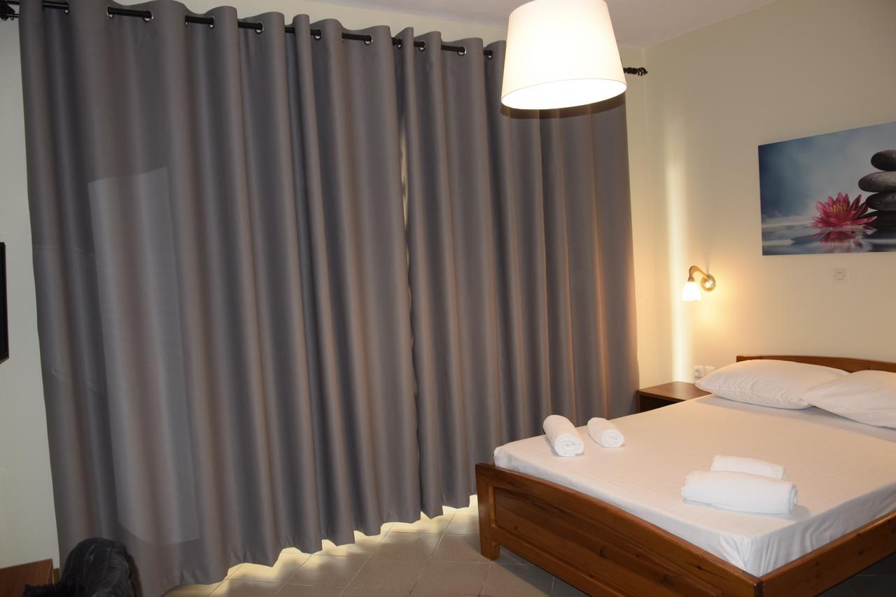 Zotos Apartment Himare Ngoại thất bức ảnh