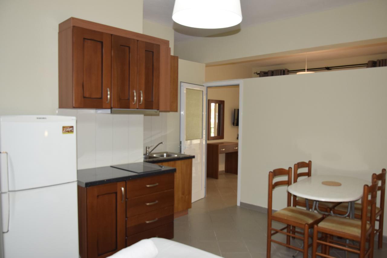 Zotos Apartment Himare Ngoại thất bức ảnh