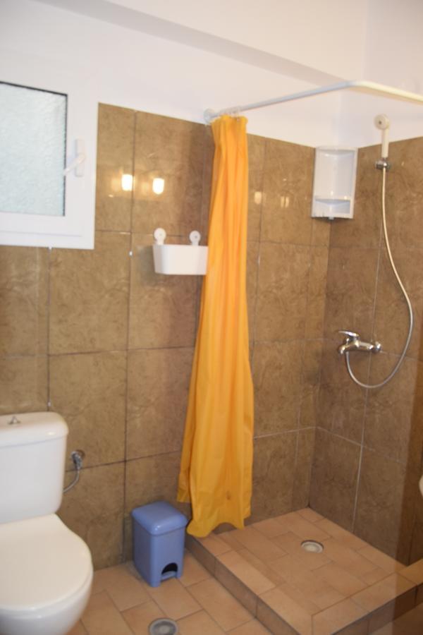 Zotos Apartment Himare Ngoại thất bức ảnh